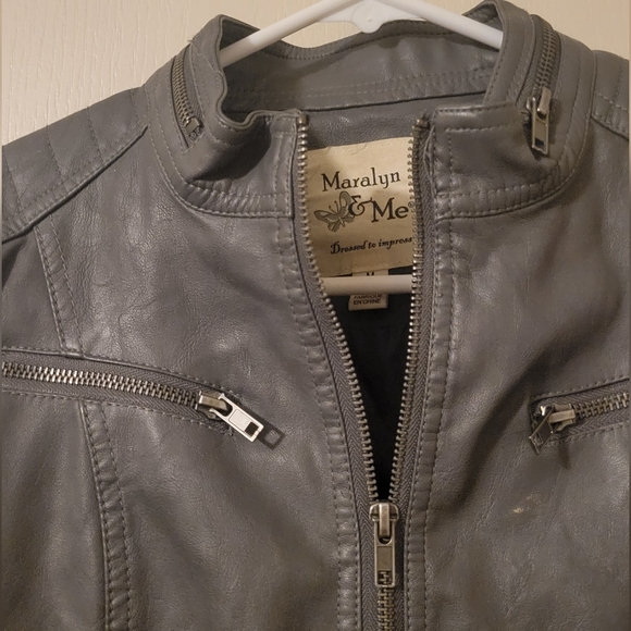 gray leather jacket - Picture 4 of 6
